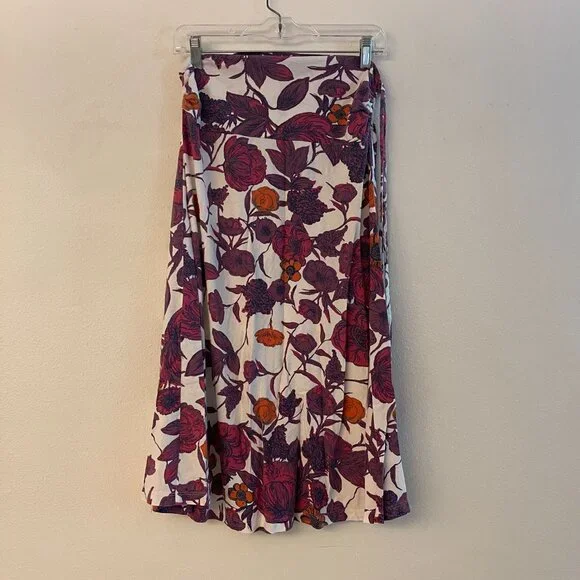 Patagonia Women's Kamala Skirt, Size Medium, Pink/Orange Floral - Picture 3 of 8